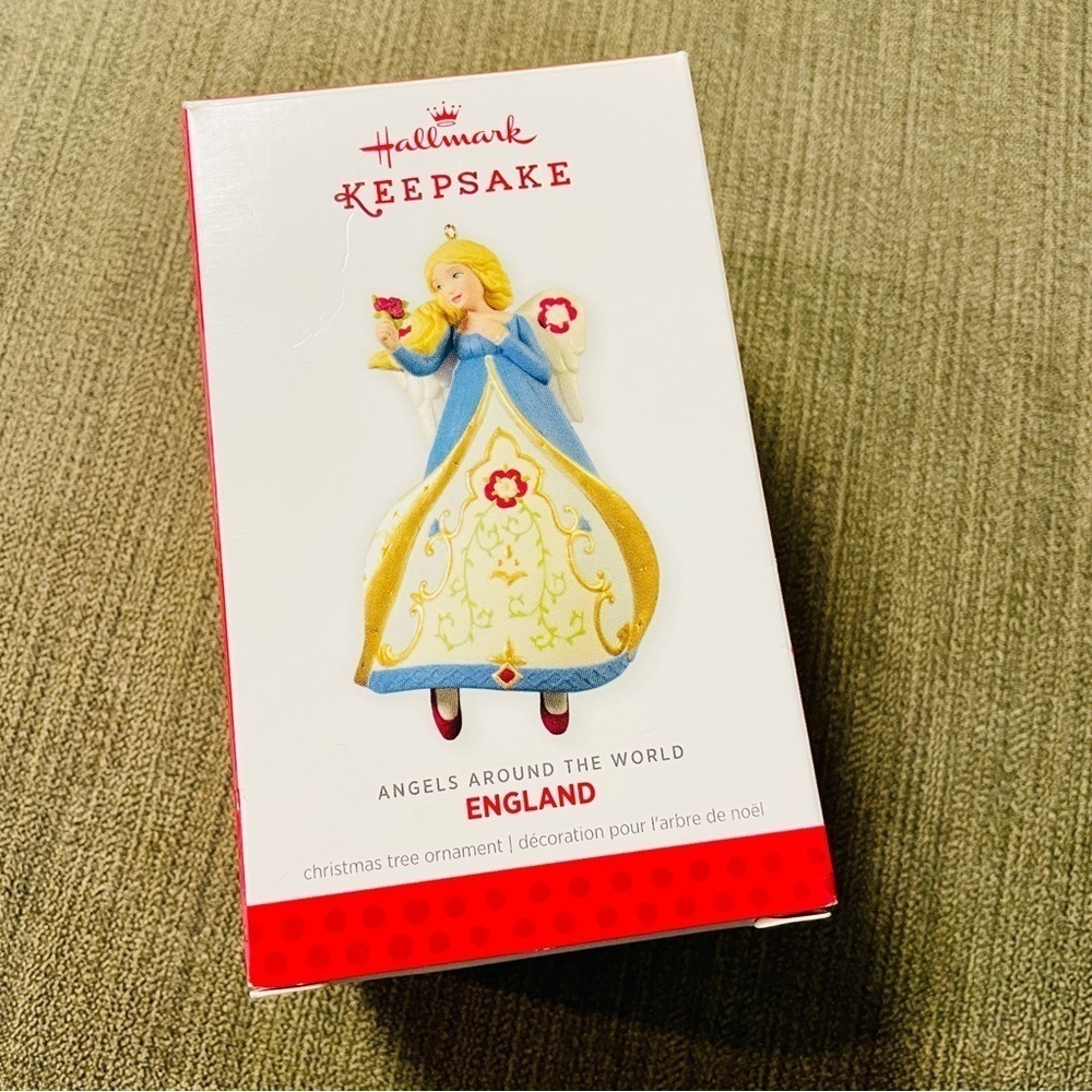 2013 Hallmark Keepsake Christmas Tree Ornament England Angels Around the World